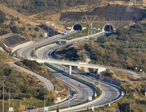 Ιόνια Οδός: Κλειστή στο ρεύμα προς Αντίρριο από τον κόμβο Γαβρολίμνης λόγω εργασιών στις σήραγγες Μακύνειας και Κλόκοβας