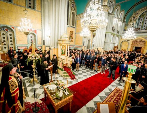 Με λαμπρότητα τα Θυρανοίξια του ανακαινισθέντος Μητροπολιτικού Ναού Αγίου Σπυρίδωνος Μεσολογγίου