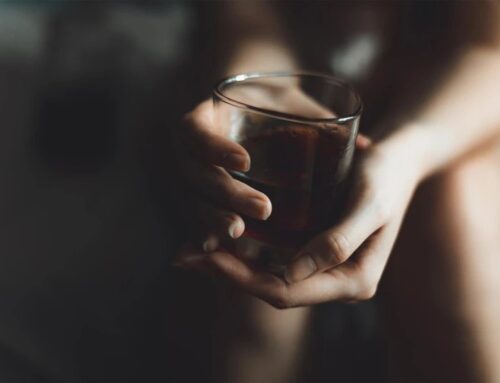 Δυτική Αχαΐα: Ανήλικη μεταφέρθηκε σε Κέντρο Υγείας λόγω μέθης – Συλλήψεις της μητέρας και της διοργανώτριας εκδήλωσης