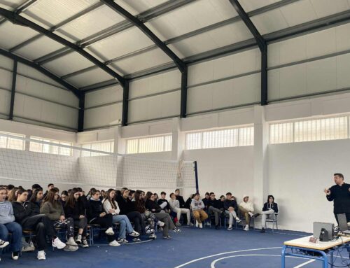 «Χτίζοντας το Μέλλον»: Εκδήλωση Επαγγελματικού Προσανατολισμού στο Λύκειο Νεοχωρίου από την «Οινιαδών Ανάπτυξις»