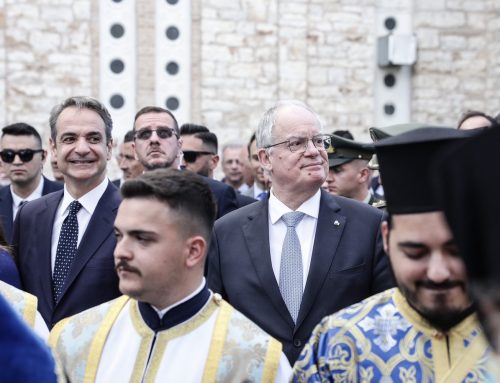 200η επέτειος της Εξόδου: “Η δόξα της πολιορκίας του Μεσολογγίου δεν στεφανώνει τους βάρβαρους εισβολείς, στεφανώνει τους Ελεύθερους Πολιορκημένους” το μήνυμα του Προέδρου της Δημοκρατίας από το Μεσολόγγι