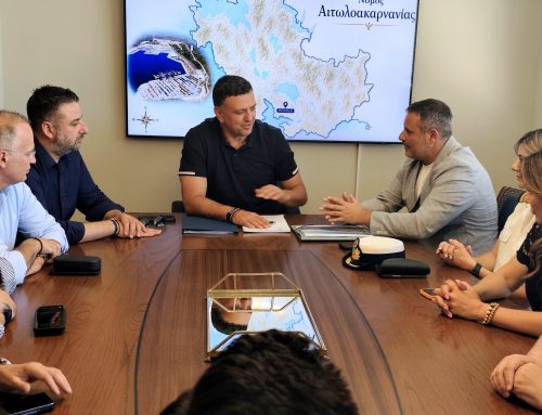 Στο Μεσολόγγι ο Υπουργός Ναυτιλίας Βασίλης Κικίλιας – Σύσκεψη για το παραλιακό μέτωπο