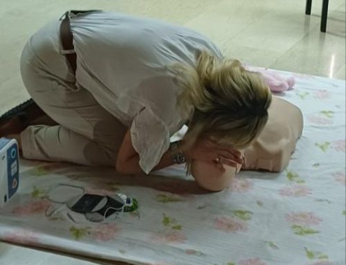 Εκπαιδευτική εσπερίδα Πρώτων Βοηθειών στις Παπαδάτες – Από τη δωρεά απινιδωτή στην εκπαίδευση των πολιτών